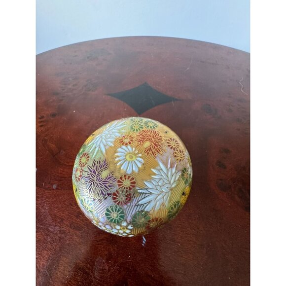 Vintage Japanese Satsuma Thousand Flowers Hand-Painted Porcelain Trinket Box - Picture 1 of 5